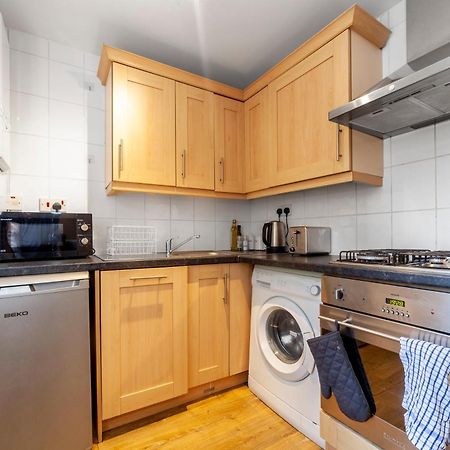 Apartamento Vibrant 2Br Flat In The Heart Of Fitzrovia Londres Exterior foto