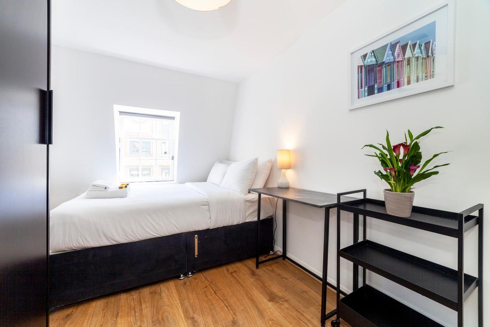 Apartamento Vibrant 2Br Flat In The Heart Of Fitzrovia Londres Exterior foto