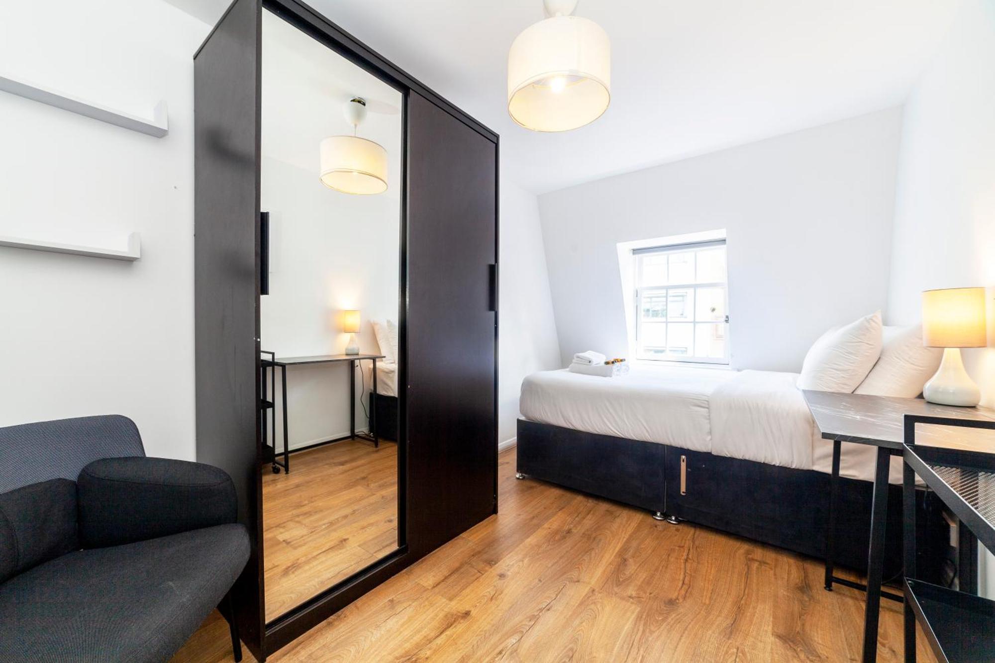 Apartamento Vibrant 2Br Flat In The Heart Of Fitzrovia Londres Exterior foto