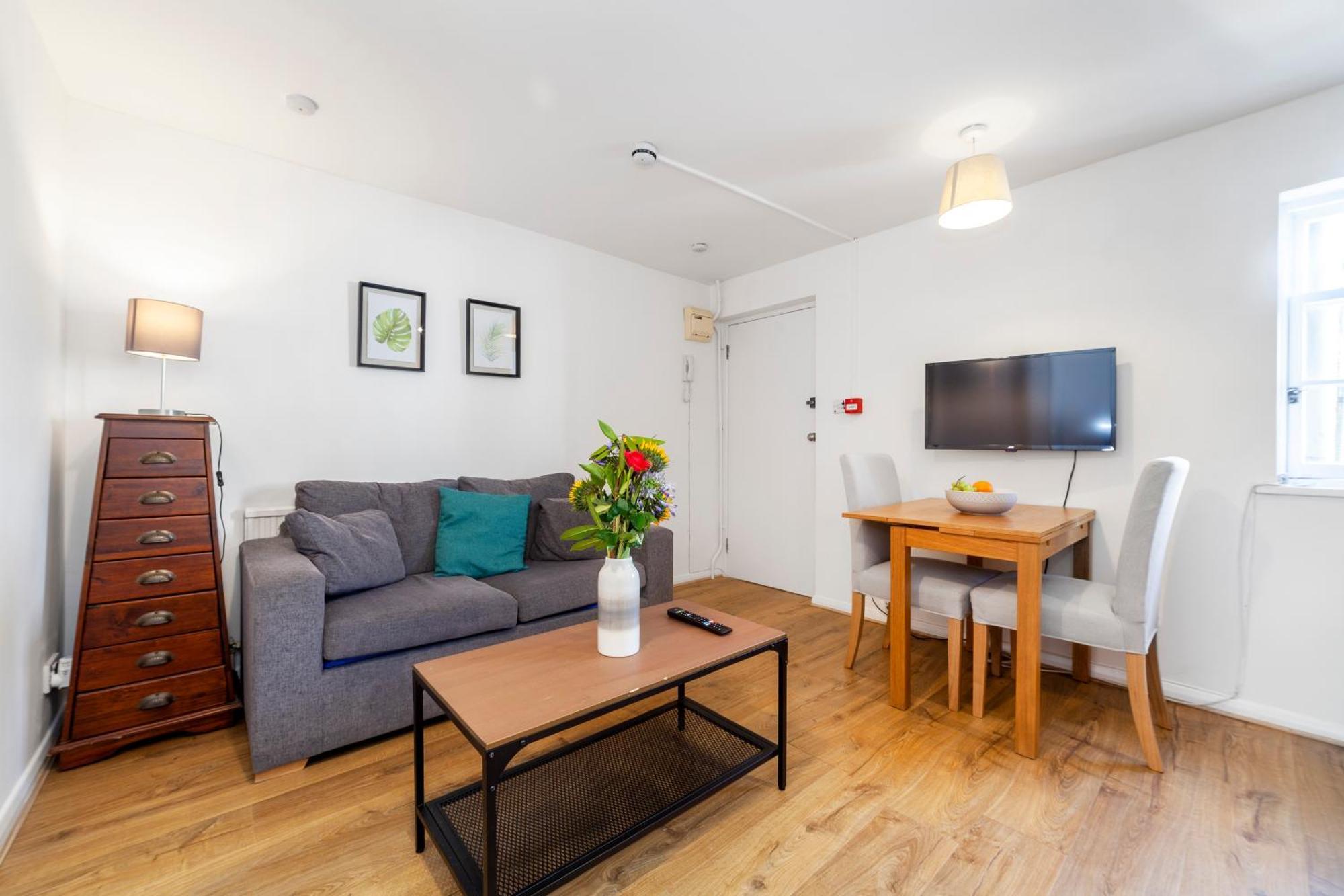 Apartamento Vibrant 2Br Flat In The Heart Of Fitzrovia Londres Exterior foto